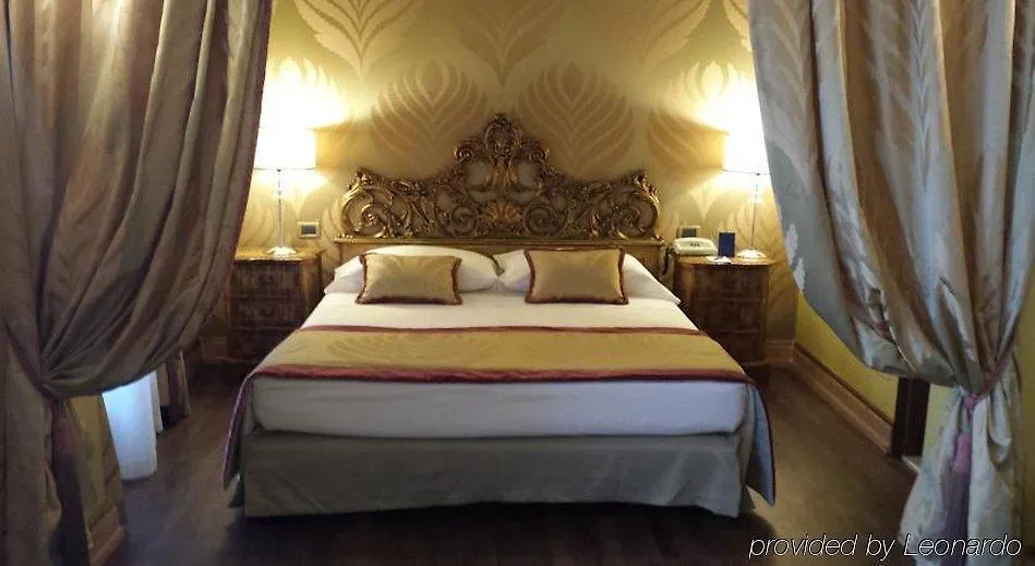 Hotel Amadeus Venice