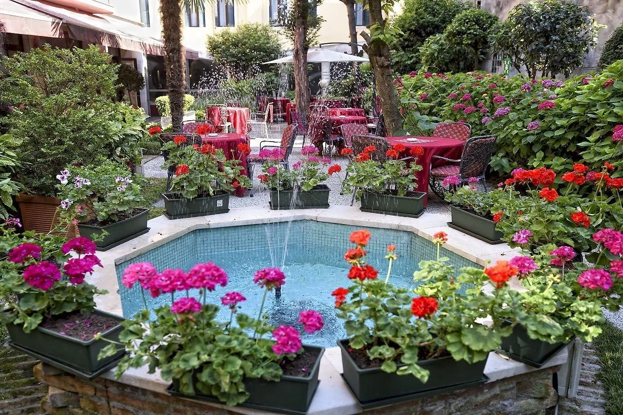 Hotel Amadeus Venice